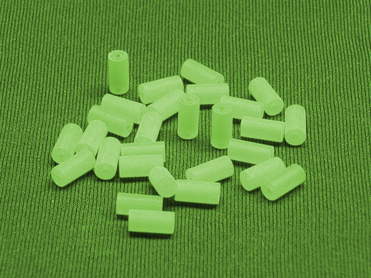 TDN1520C grubość 1,5 mm długość 20 mm + 5 silikonowych zaślepek TDN1520C grubość 1,5 mm długość 20 mm + 5 silikonowych zaślepek